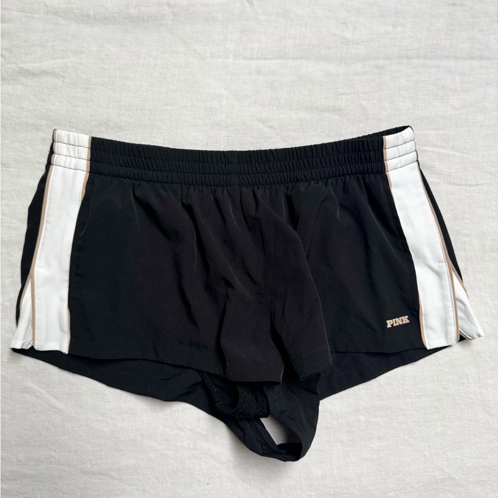 PINK Shorts Size L